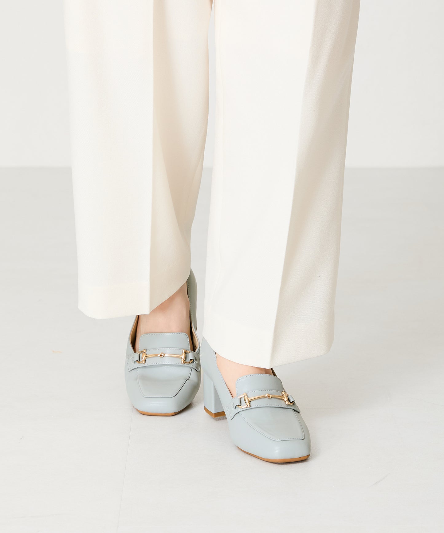 【跳べるパンプス】ビットヒールローファー/跳べるパンプスシリーズ累計150万足突破/R-3214