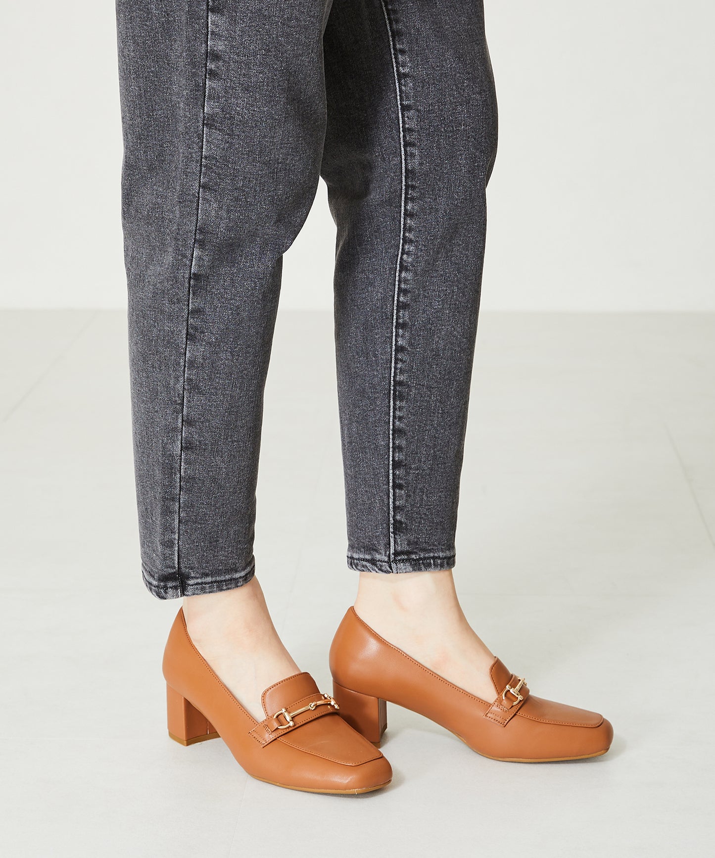 【跳べるパンプス】ビットヒールローファー/跳べるパンプスシリーズ累計150万足突破/R-3214