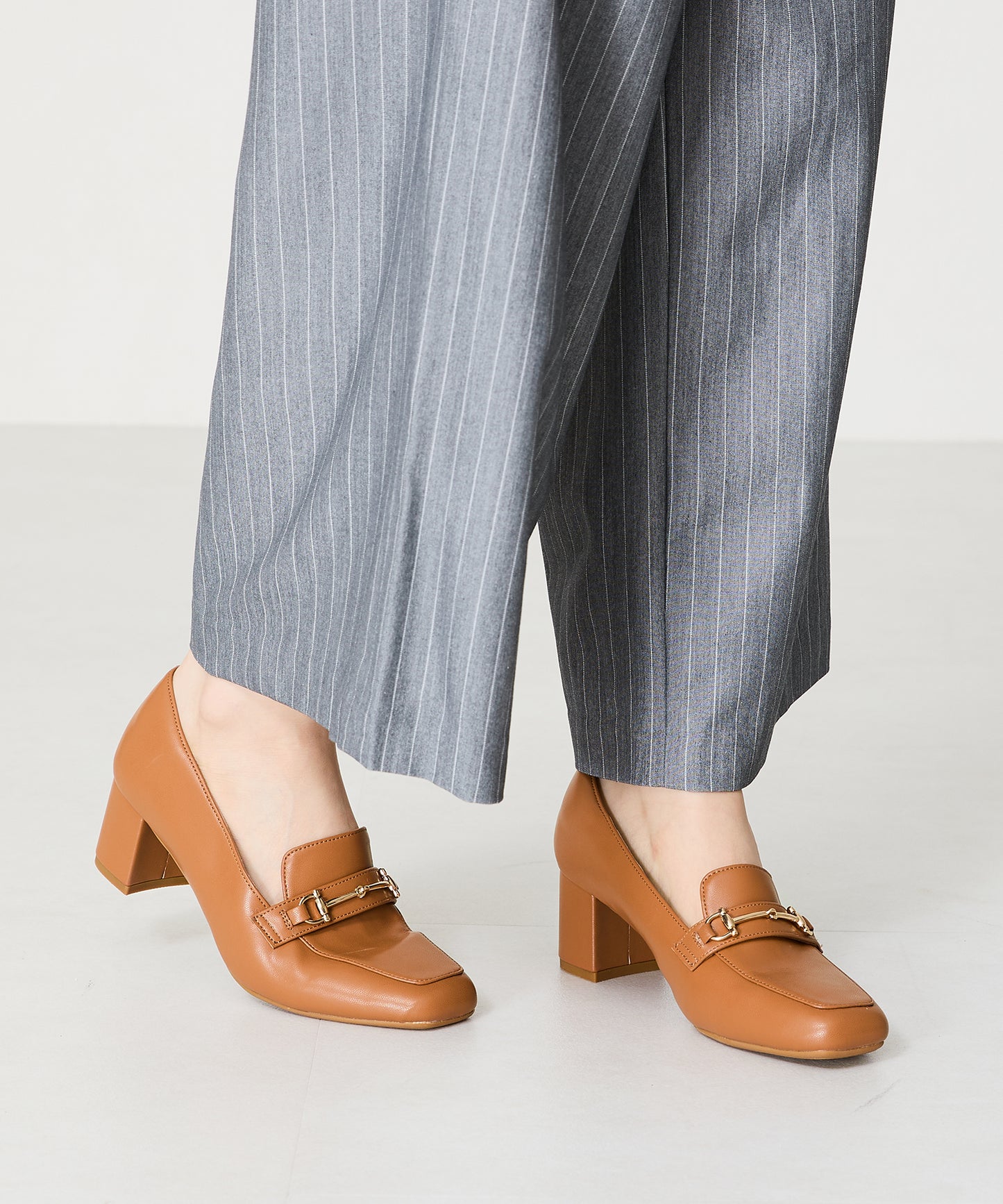 【跳べるパンプス】ビットヒールローファー/跳べるパンプスシリーズ累計150万足突破/R-3214