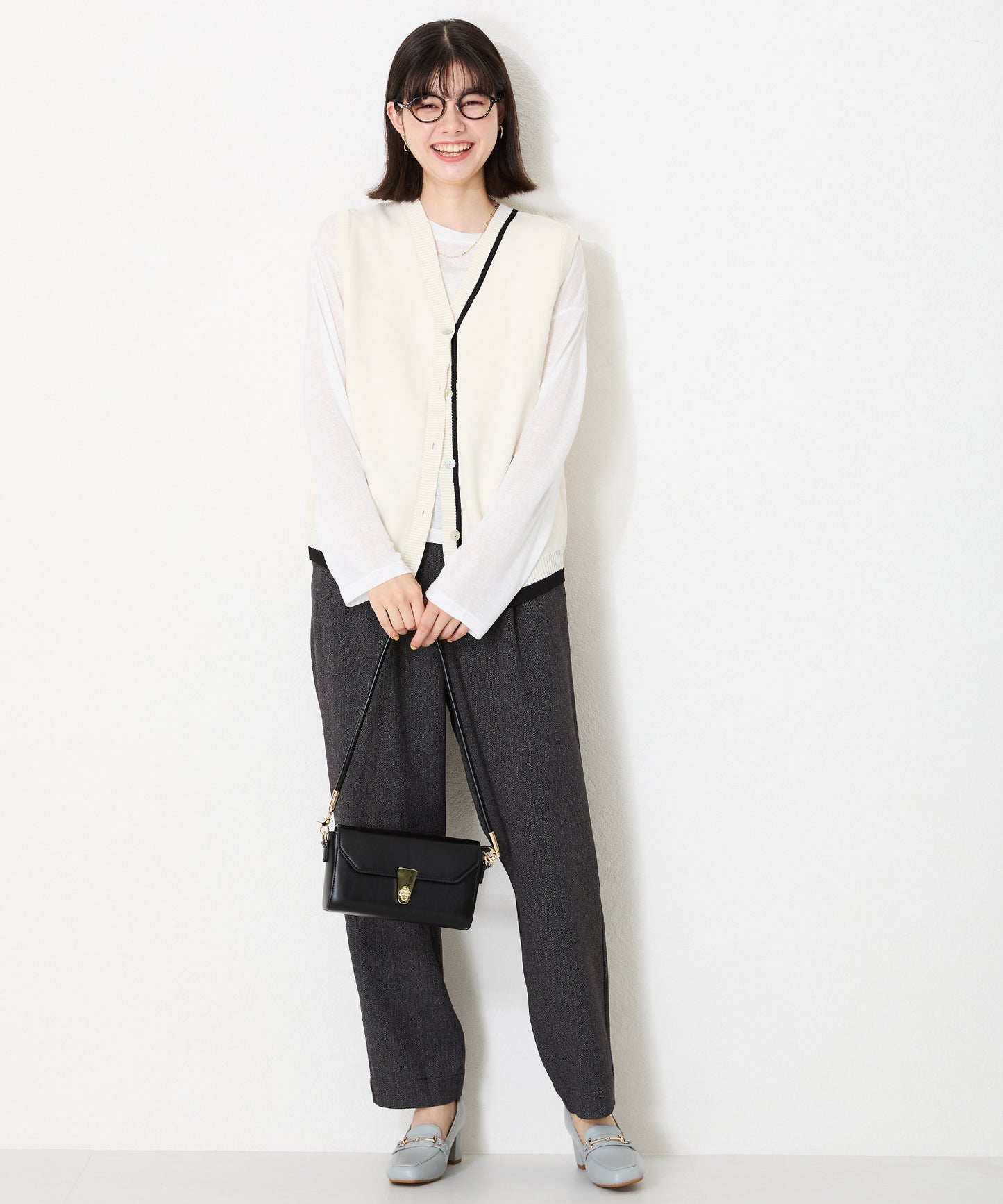 【跳べるパンプス】ビットヒールローファー/跳べるパンプスシリーズ累計150万足突破/R-3214