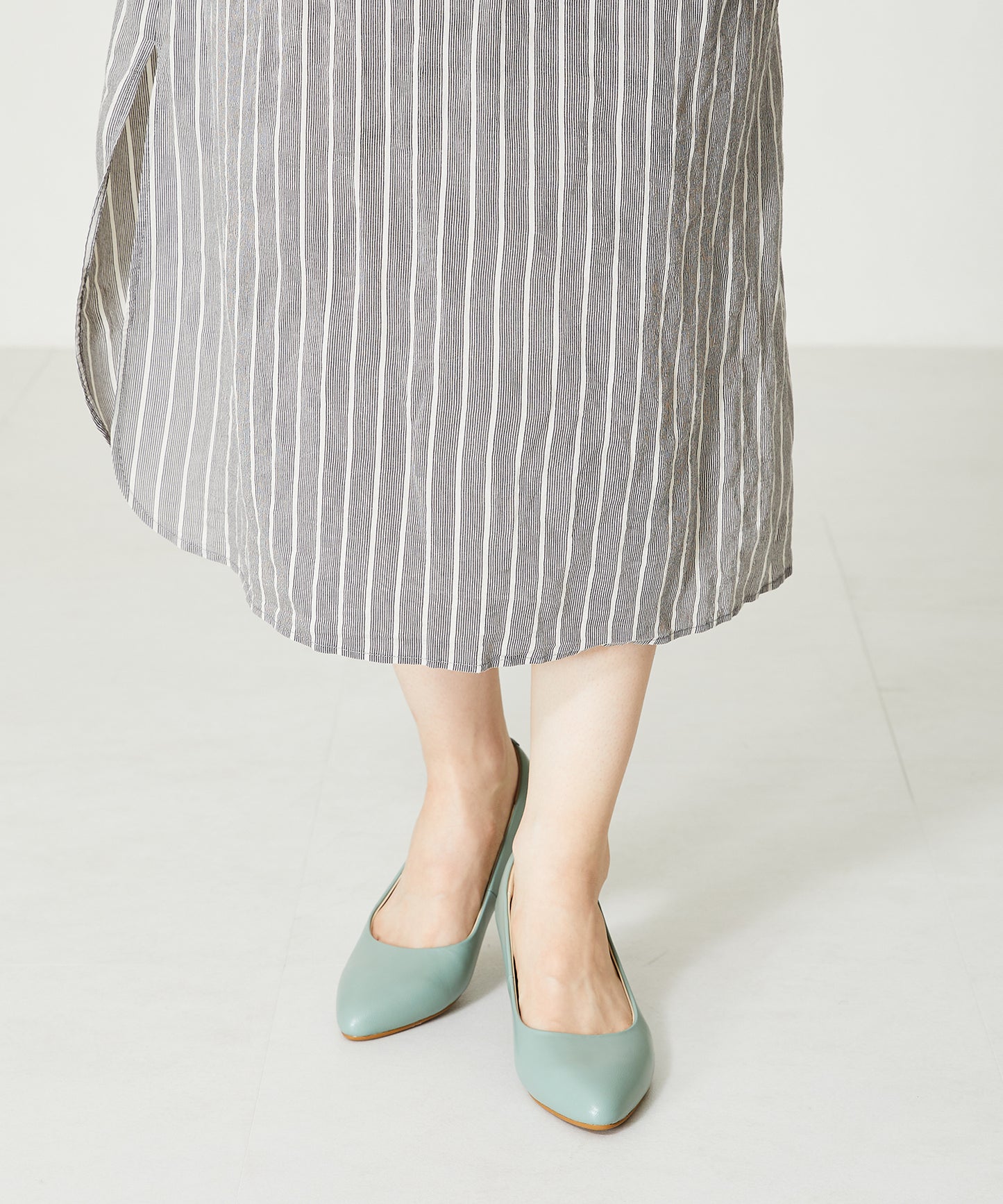 【跳べるパンプス/本革使用】ミドルヒールプレーンパンプス/R-6007