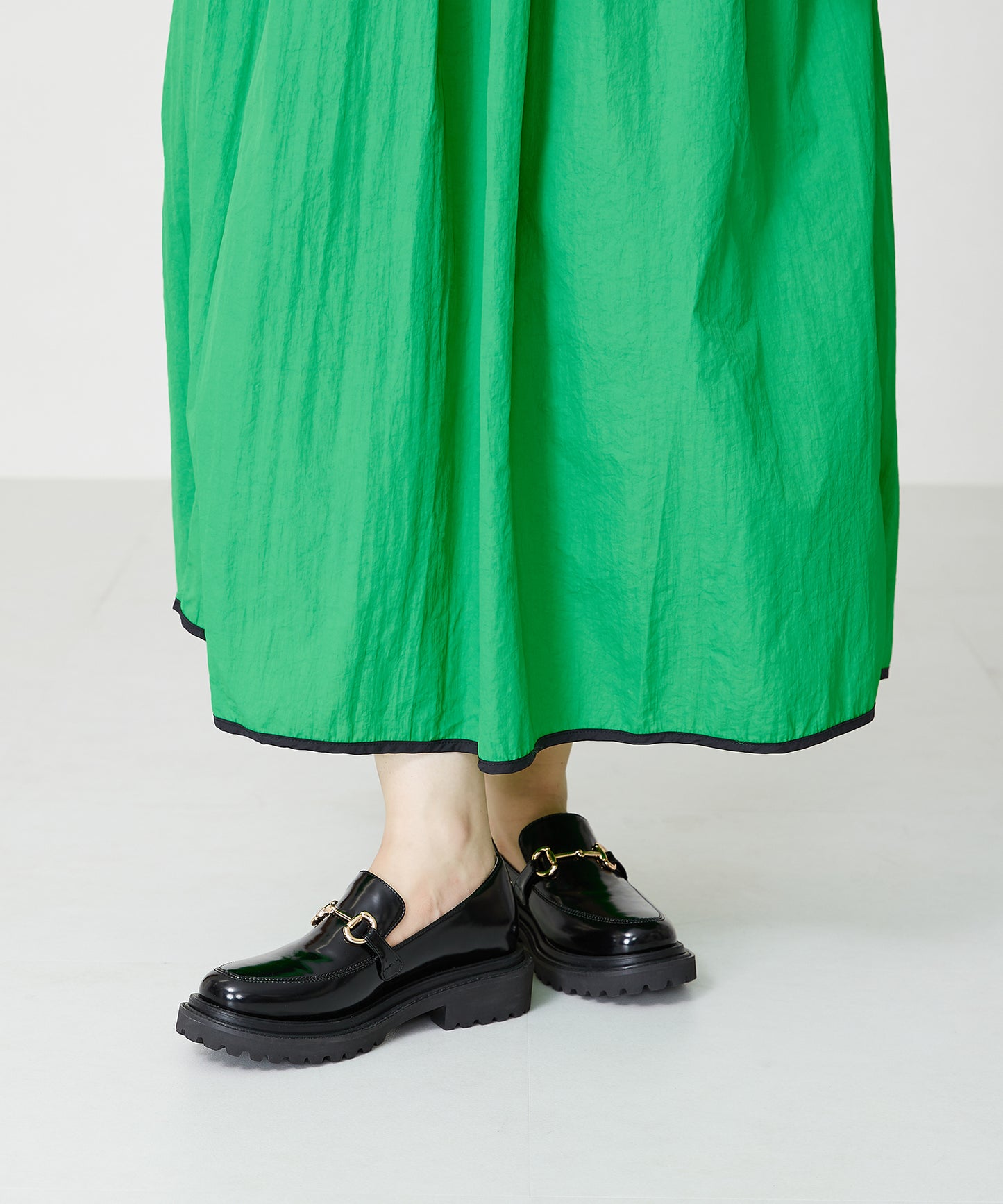 【WEB限定】晴雨兼用スムースローファー/31391