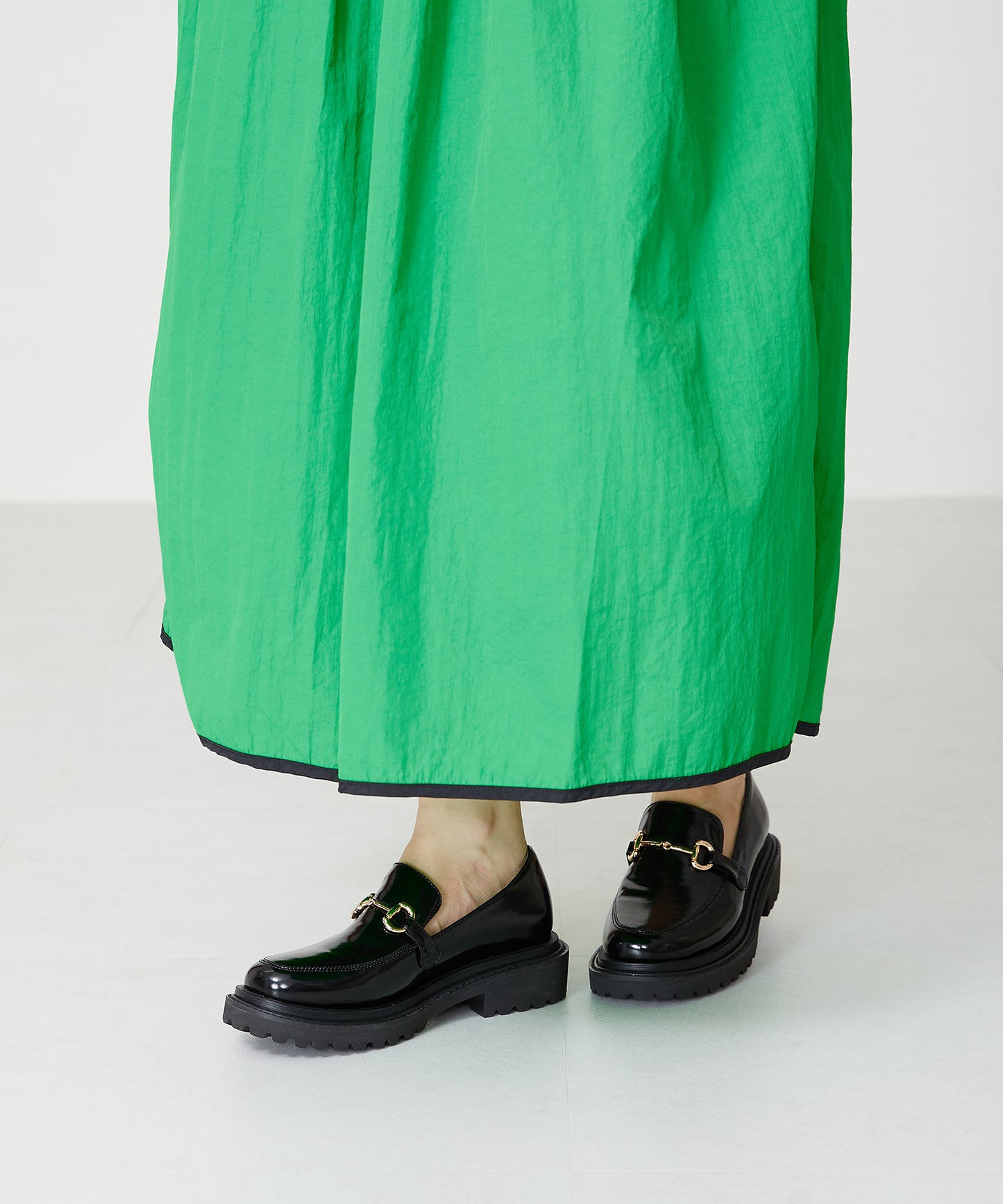 【WEB限定】晴雨兼用スムースローファー/31391