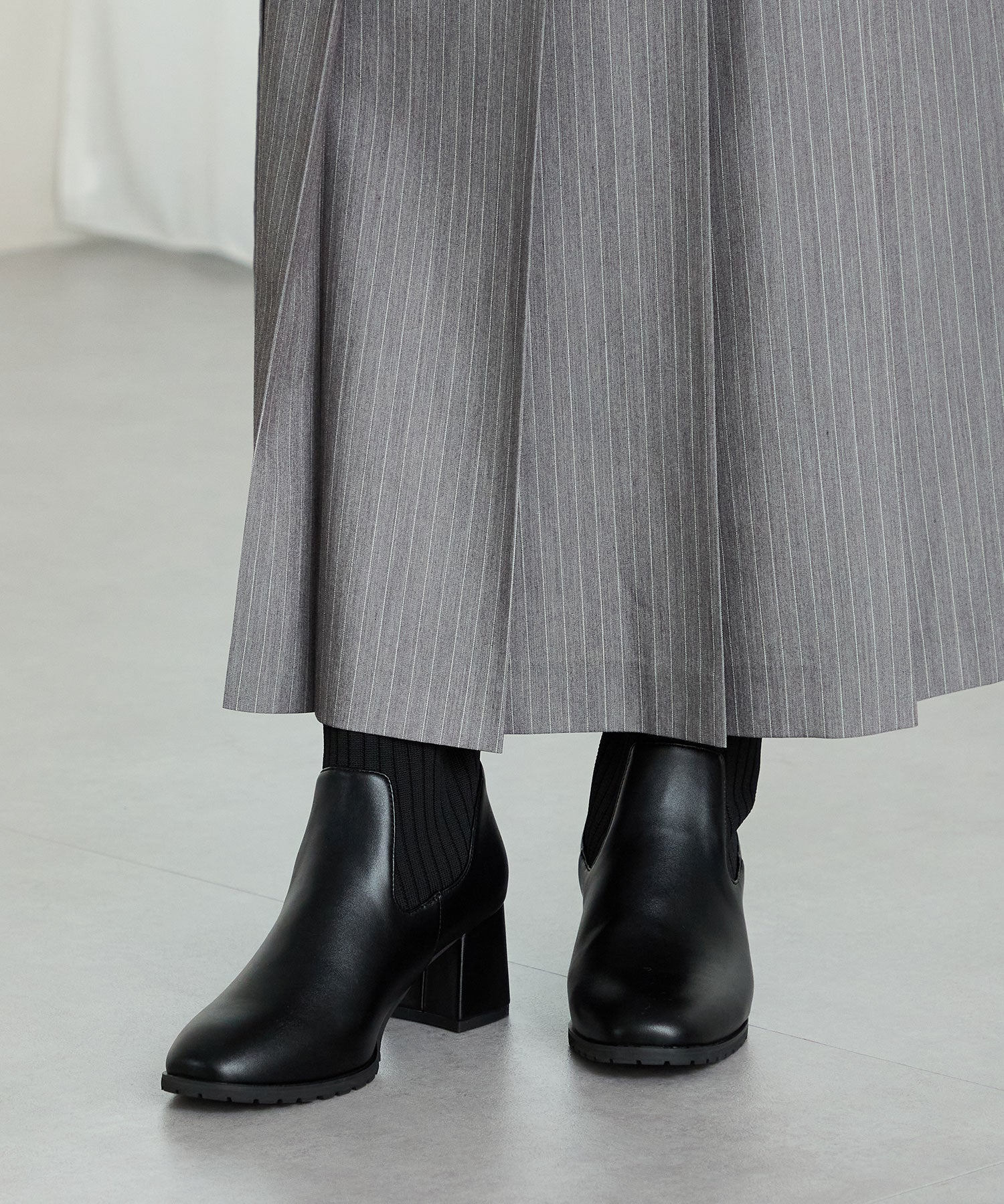 スクエアトゥニットヒールブーツ/31403 – ORIENTALTRAFFIC