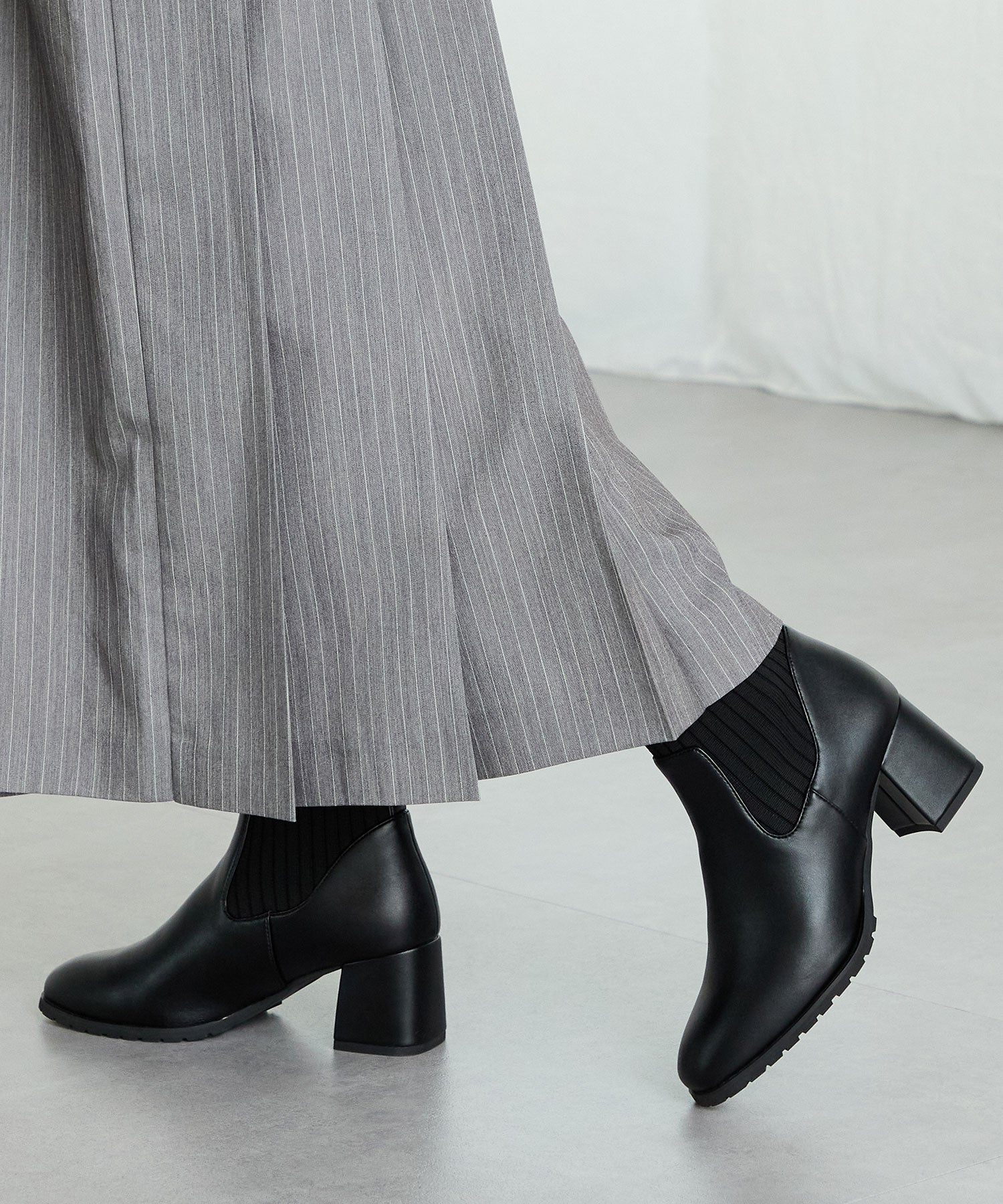 スクエアトゥニットヒールブーツ/31403 – ORIENTALTRAFFIC