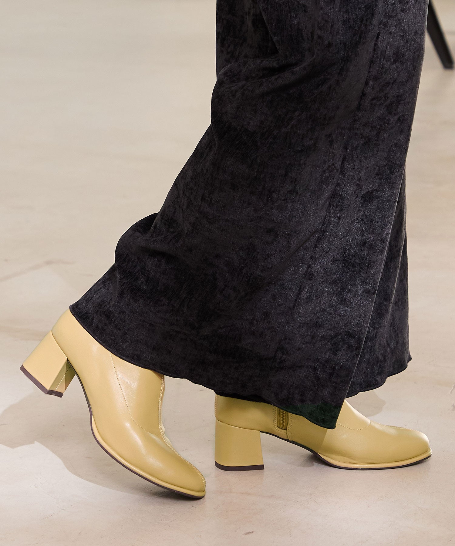 ラウンドトゥストレッチブーツ/31425 – ORIENTALTRAFFIC