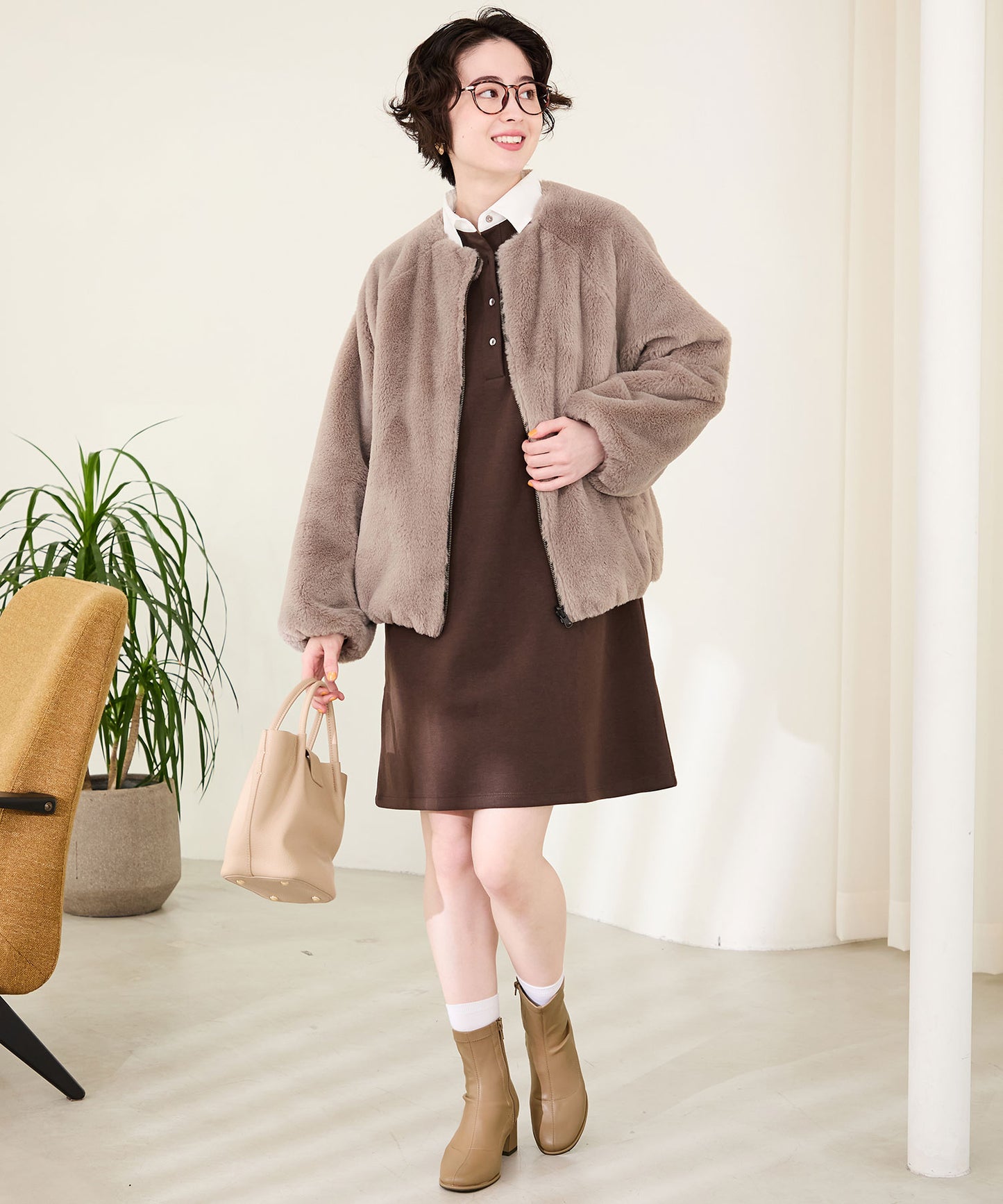 ラウンドトゥストレッチブーツ/31425