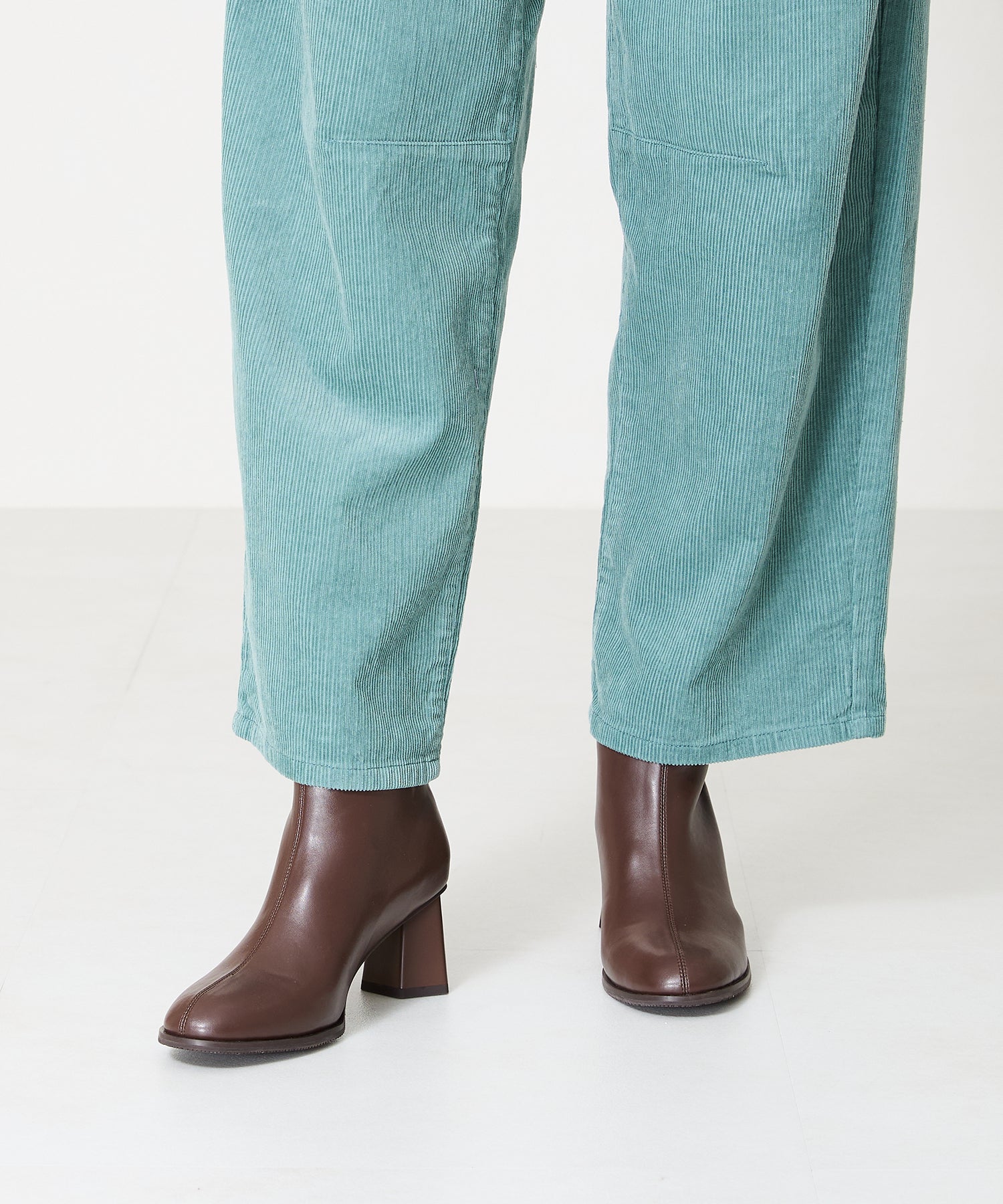 変形ヒールラウンドトゥショートブーツ/41405 – ORIENTALTRAFFIC