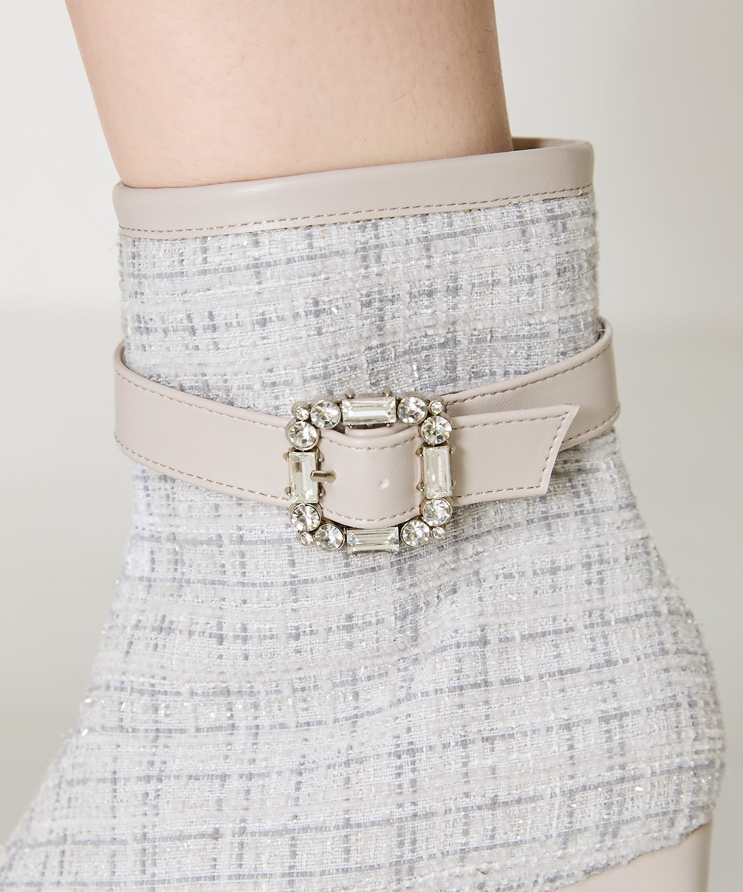 ビジューバックルツイードヒールブーツ/41419 – ORIENTALTRAFFIC