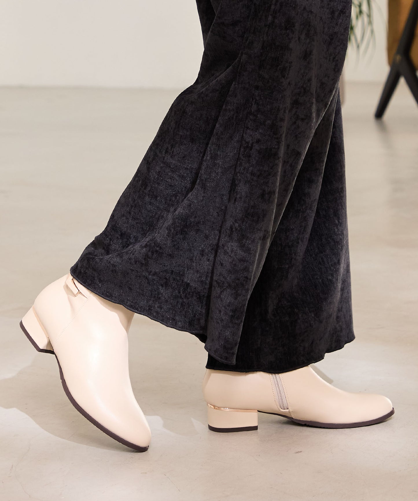 バックルベルトショートブーツ/42402