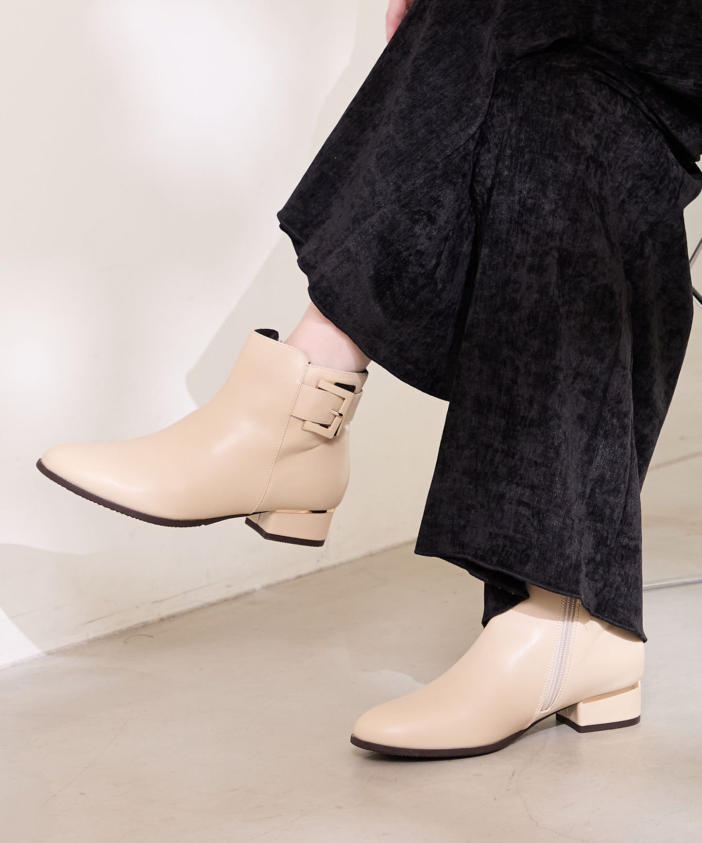 バックルベルトショートブーツ/42402