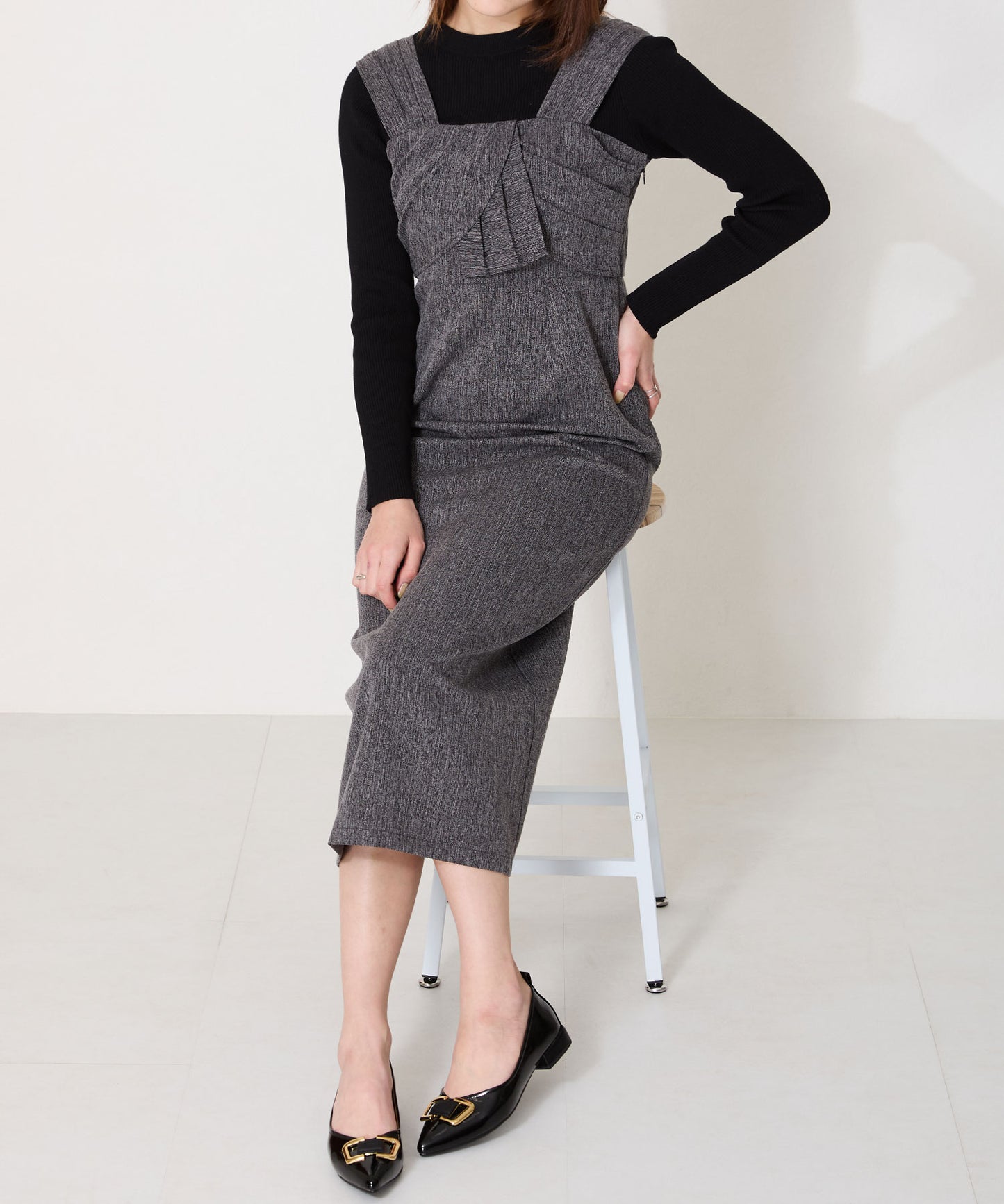 ポインテッドトゥモチーフパンプス/51104