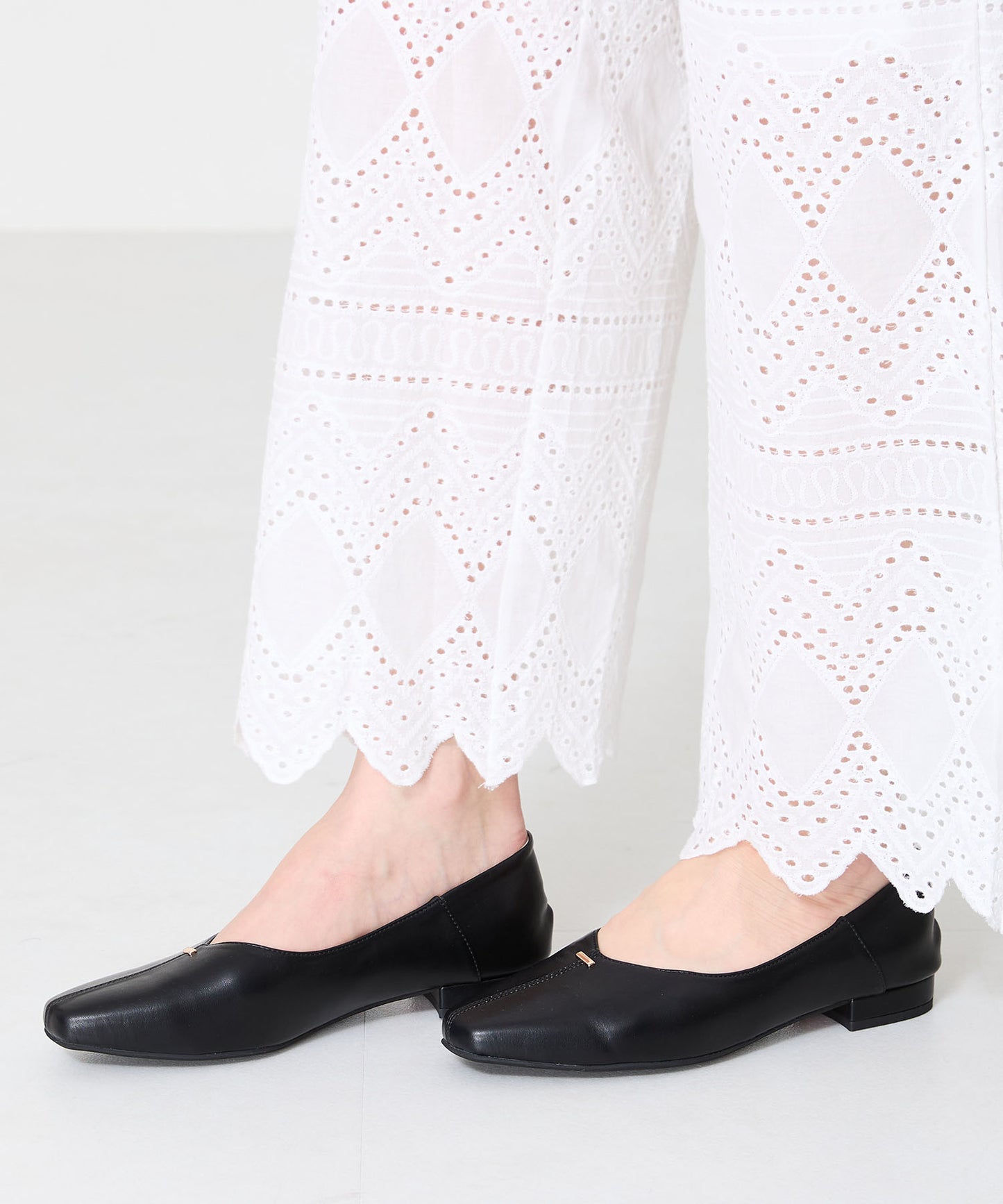 ゴールドパーツVカットバブーシュ/51112