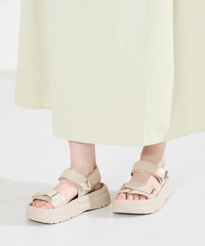 【Fit meサンダル/新色追加】メタルパーツ厚底サンダル/51226