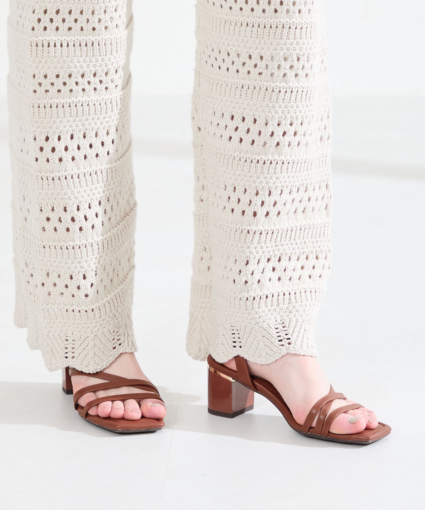 【新色追加】アシンメトリーストラップヒールサンダル/51230