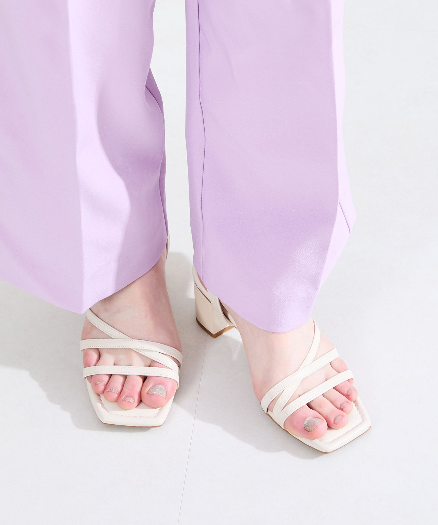 【新色追加】アシンメトリーストラップヒールサンダル/51230