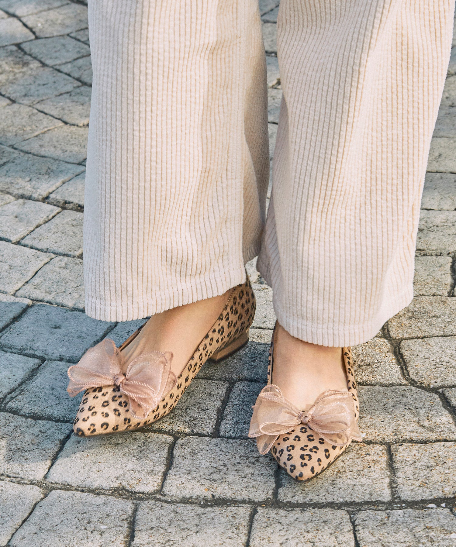 カタログ掲載アイテム】ビッグチュールリボンパンプス/51321