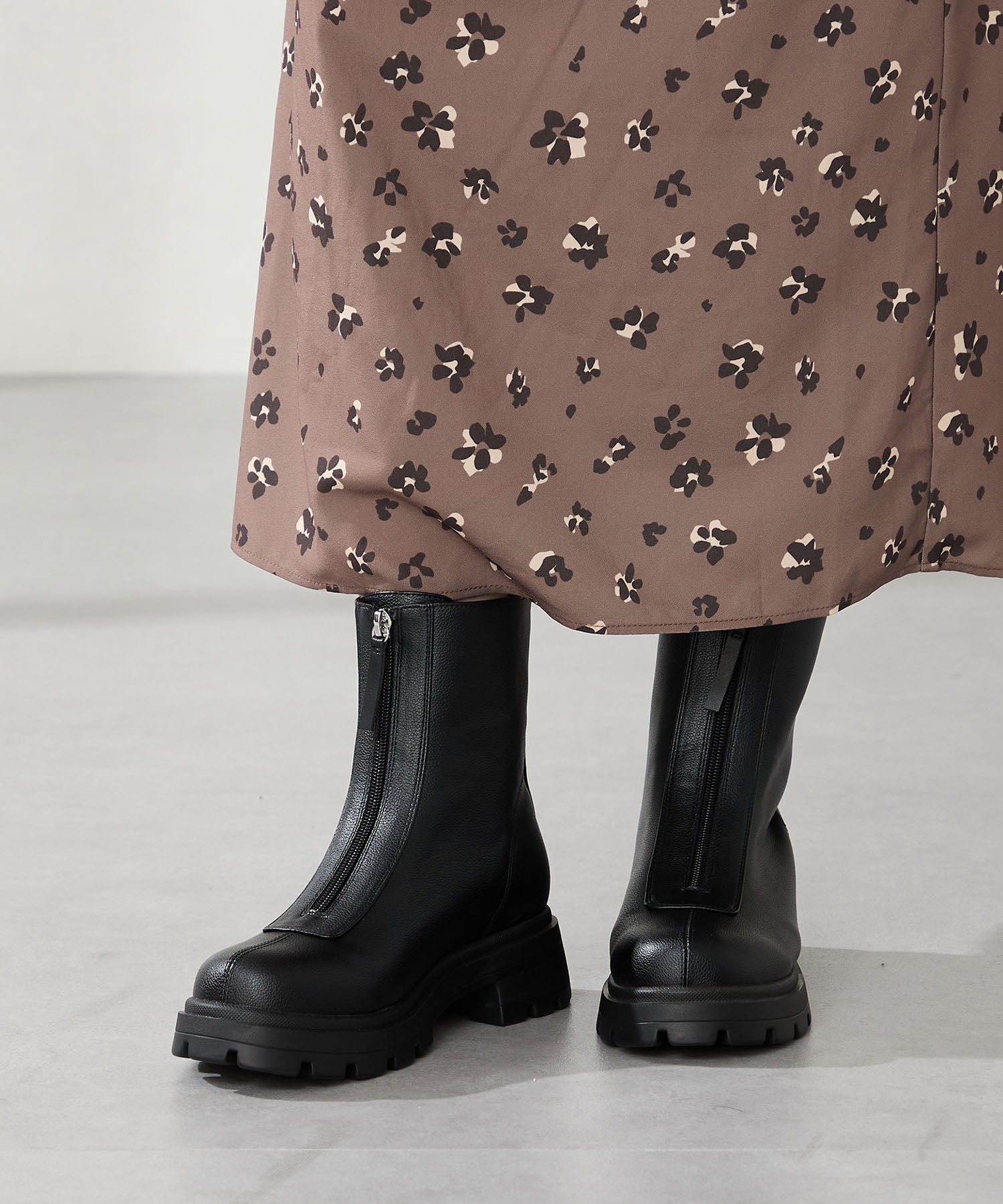 フロントジップショートブーツ/51413 – ORIENTALTRAFFIC