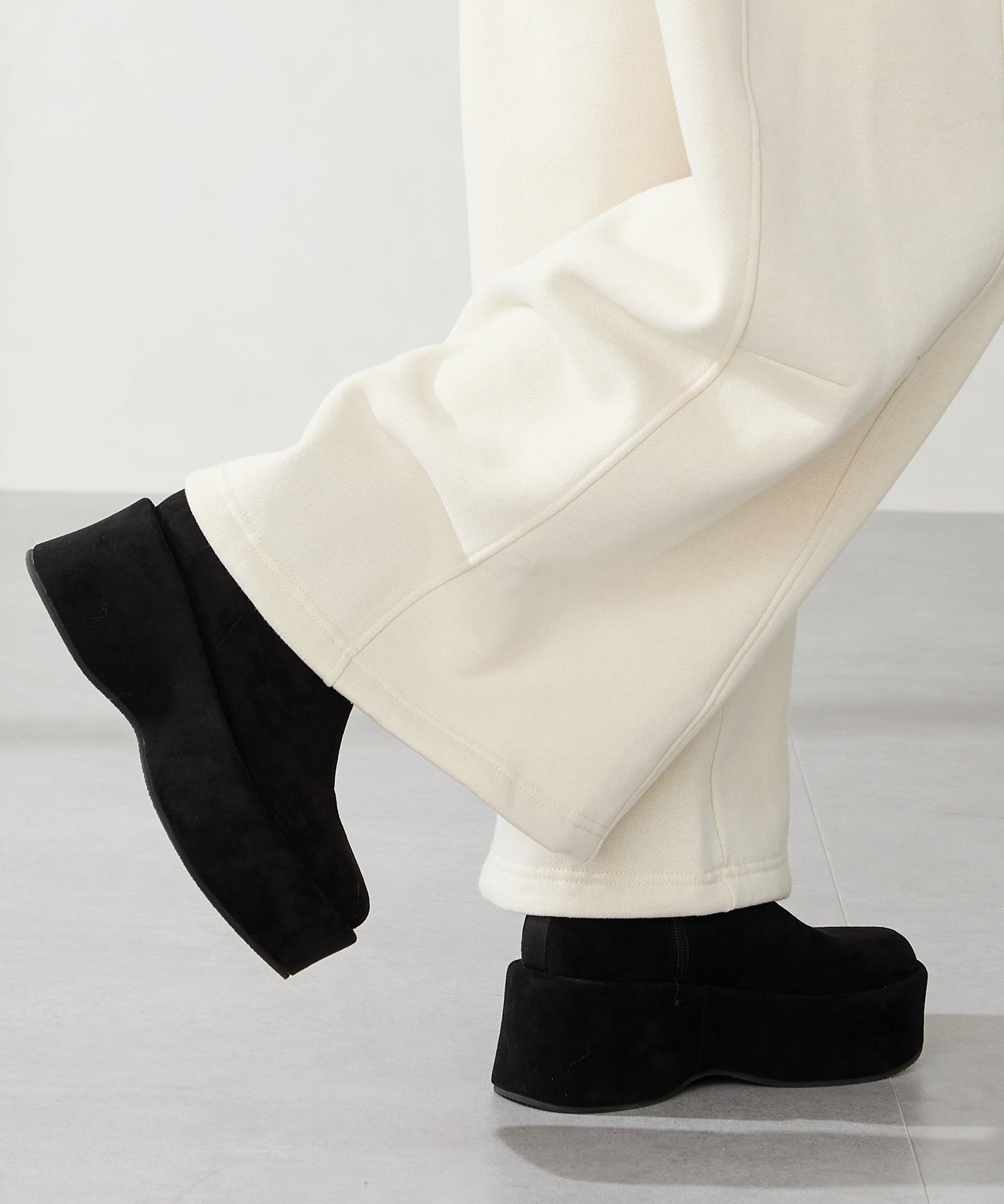 プラットフォーム厚底ストレッチブーツ/51421 – ORIENTALTRAFFIC