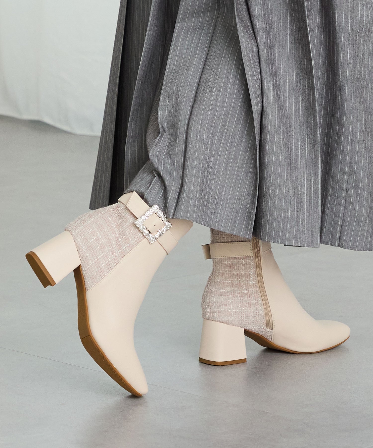 ビジューモチーフ切替ヒールブーツ/51424 – ORIENTALTRAFFIC