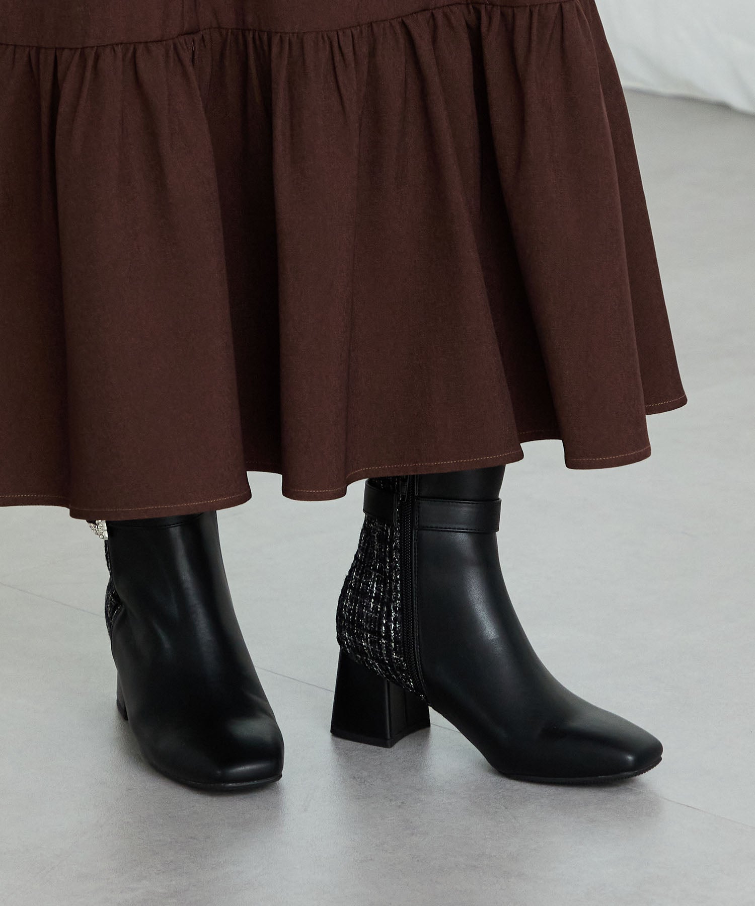 ビジューモチーフ切替ヒールブーツ/51424 – ORIENTALTRAFFIC