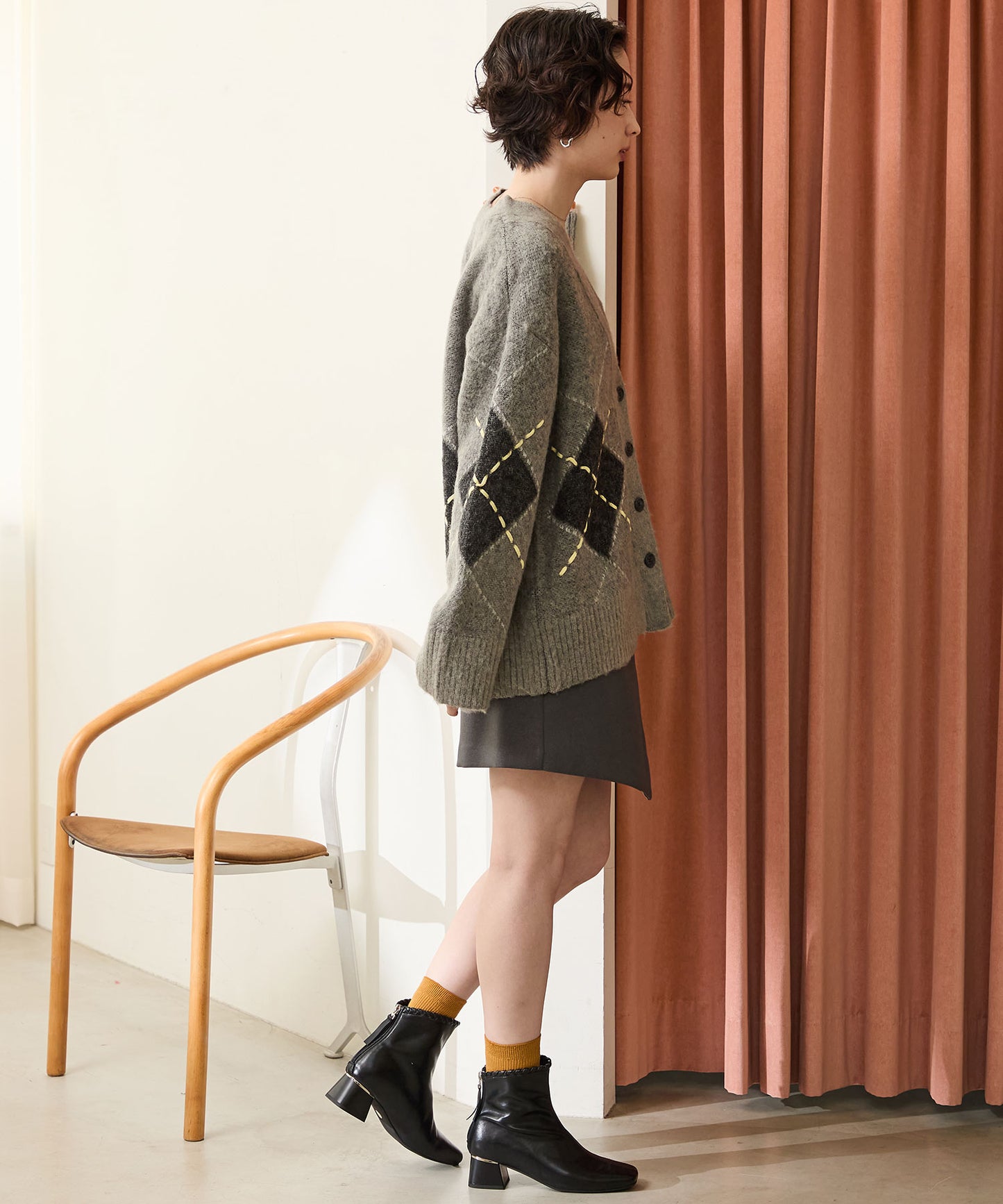 【WEB先行予約/1月中旬発売予定】スラントカットステッチショートブーツ/51428