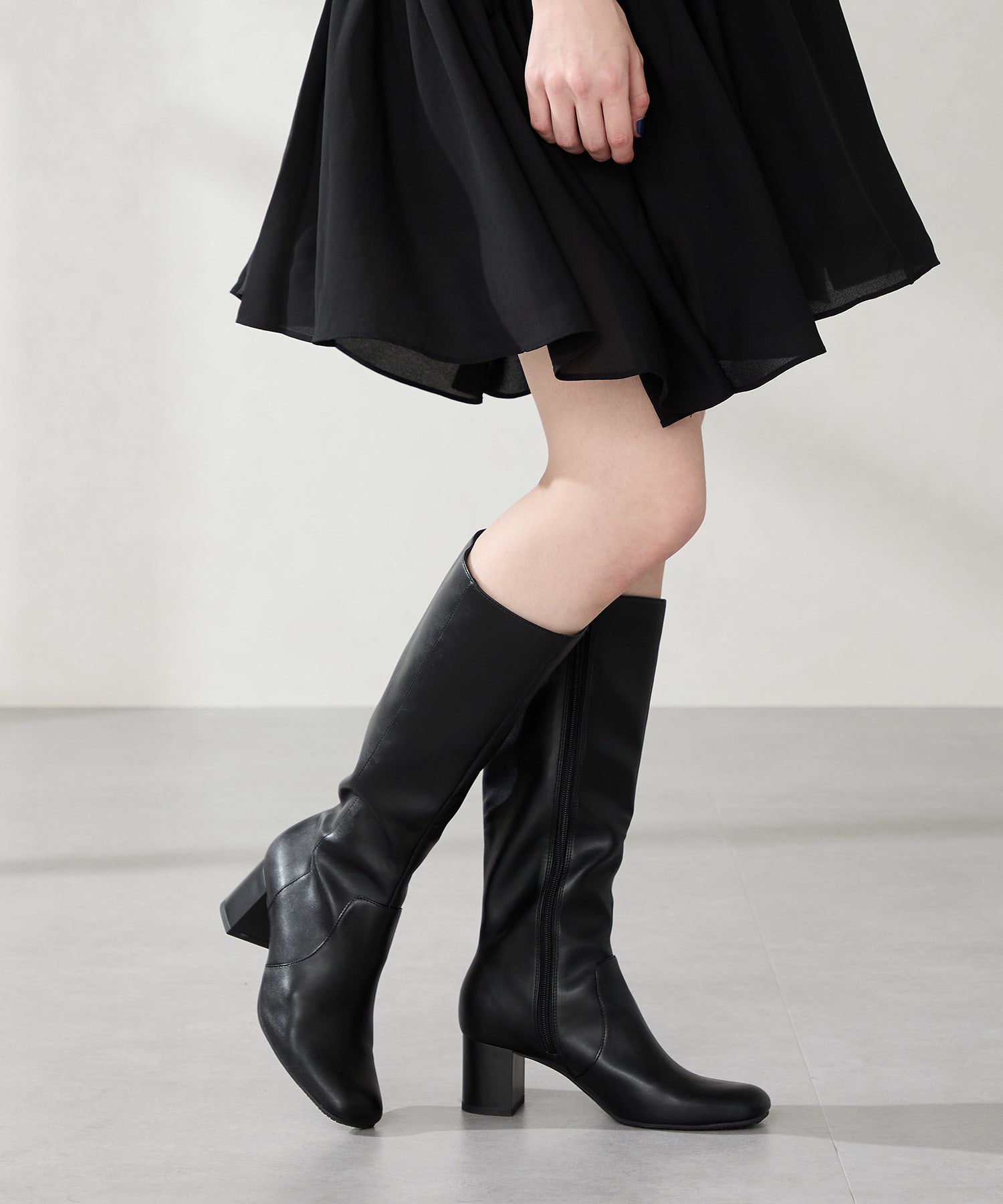 G0919-31★zucca ブラック ロングブーツ　Mサイズ　牛革 ZUCCA ロングブーツ G0919-31☆zucca ブラック ロングブーツ Mサイズ