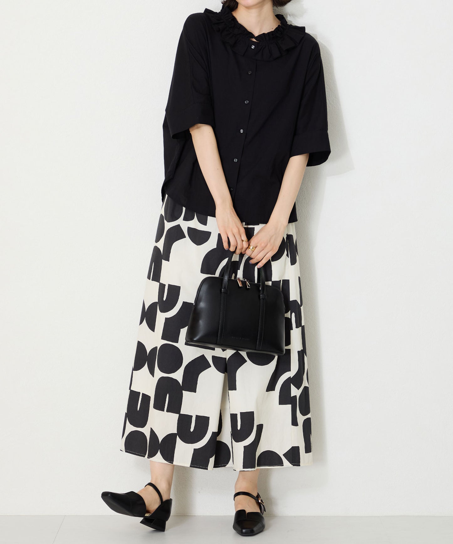 スリットセパレートパンプス/52110