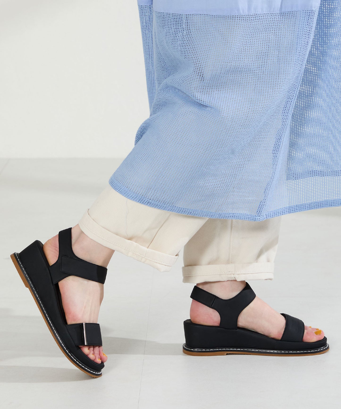 【新色追加】ワンベルトクッションウエッジサンダル/52205