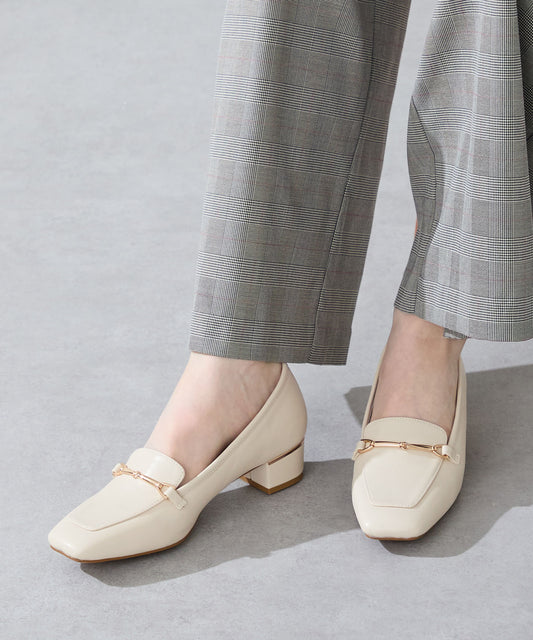 【カタログ掲載アイテム】メタリックラインビットヒールローファー/52301