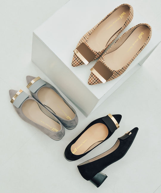 【カタログ掲載アイテム】スクエアバックルフレアヒールパンプス/52314