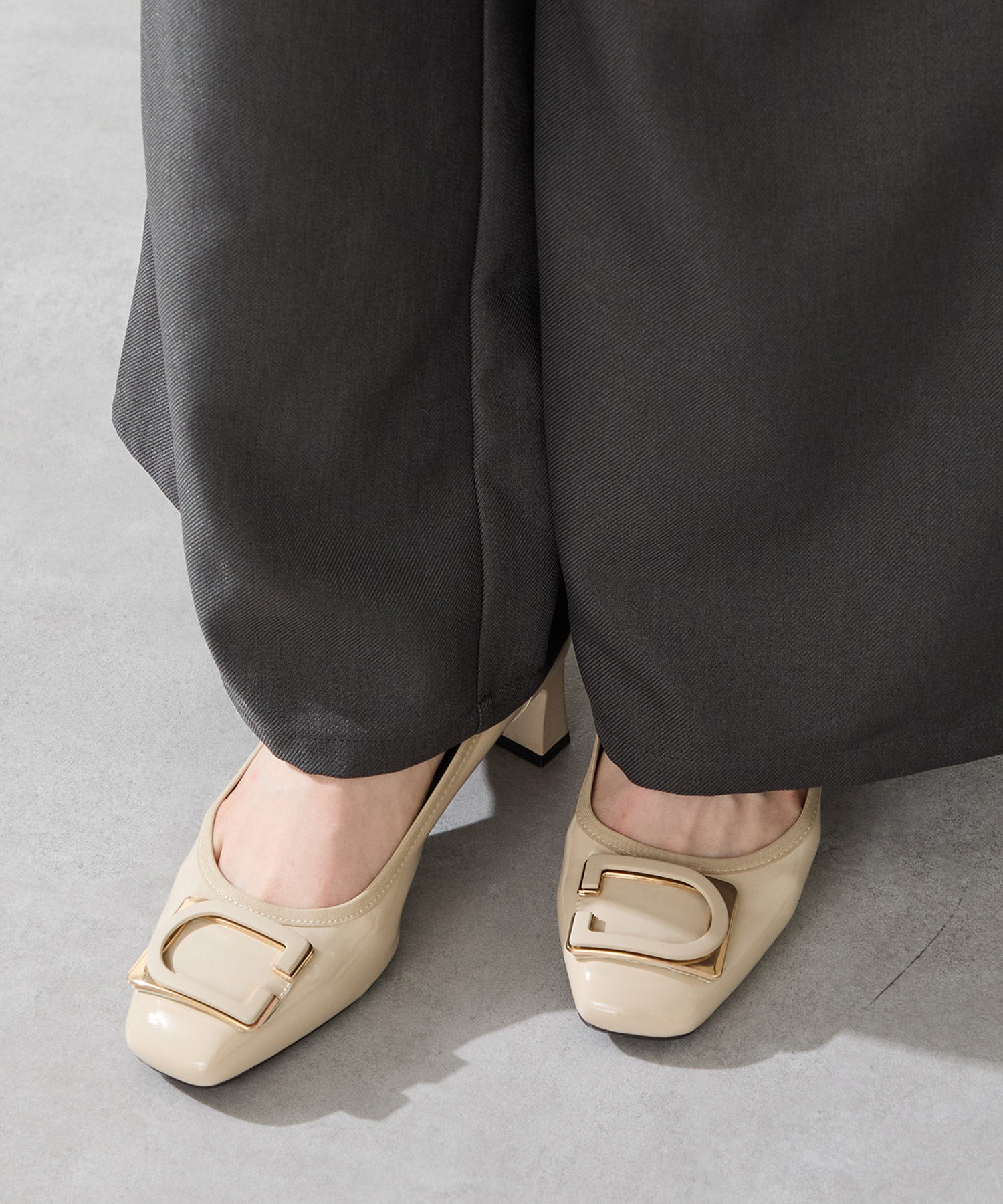 変形モチーフソフトエナメルパンプス/52319 – ORIENTALTRAFFIC