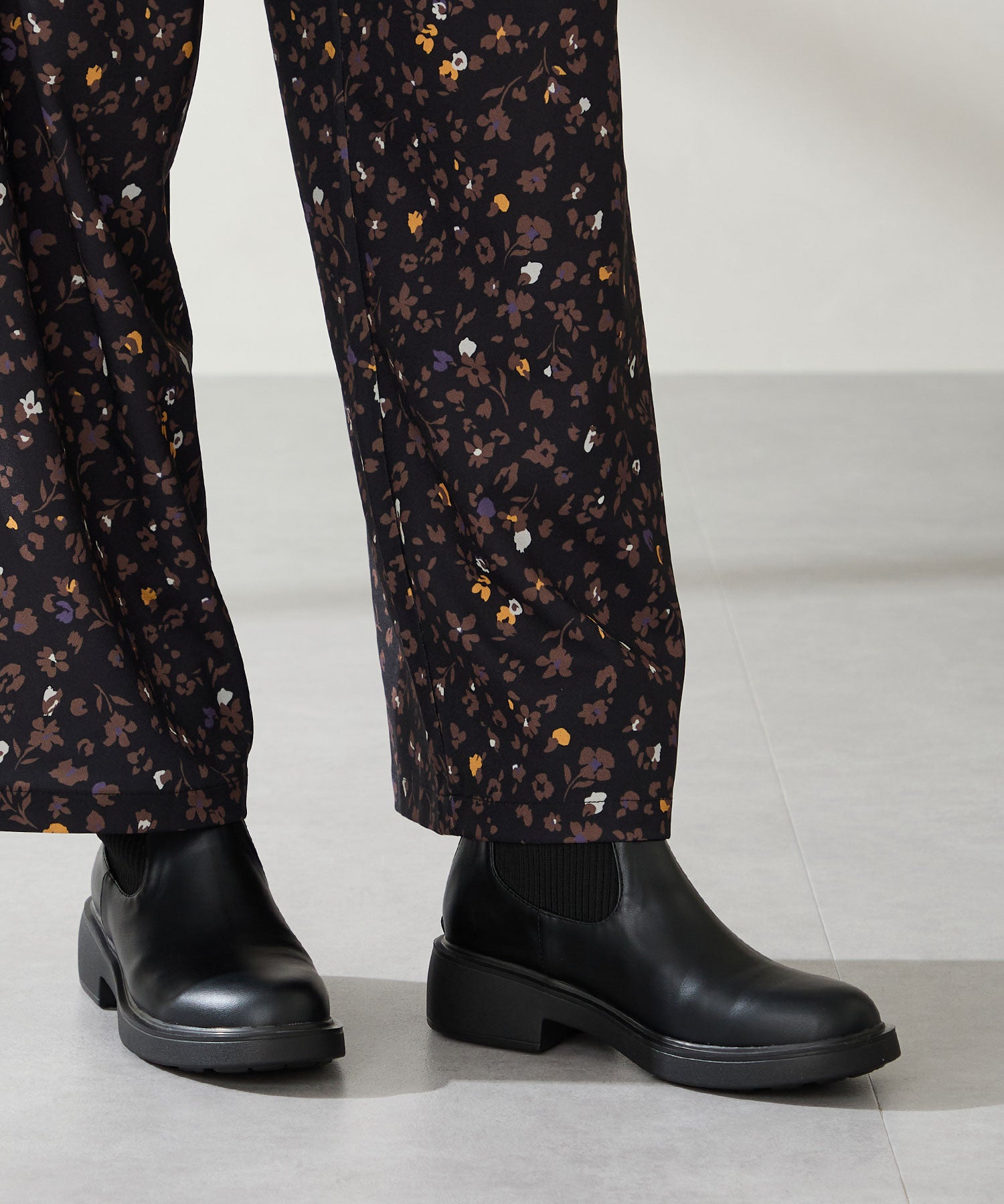 カタログ掲載アイテム】リブニットバックジップブーツ/52407