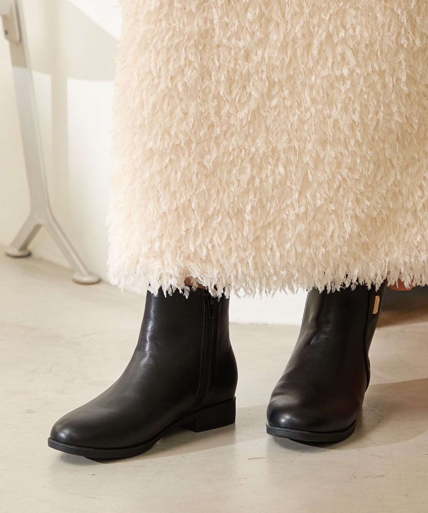 プチメタルフラットショートブーツ/52408 – ORIENTALTRAFFIC