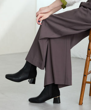 【WEB先行予約/11月下旬発売予定】コーデュロイコンビショートブーツ/52410