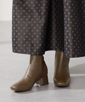 【WEB先行予約/11月下旬発売予定】コーデュロイコンビショートブーツ/52410