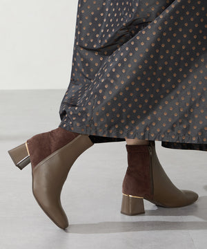 【WEB先行予約/11月下旬発売予定】コーデュロイコンビショートブーツ/52410