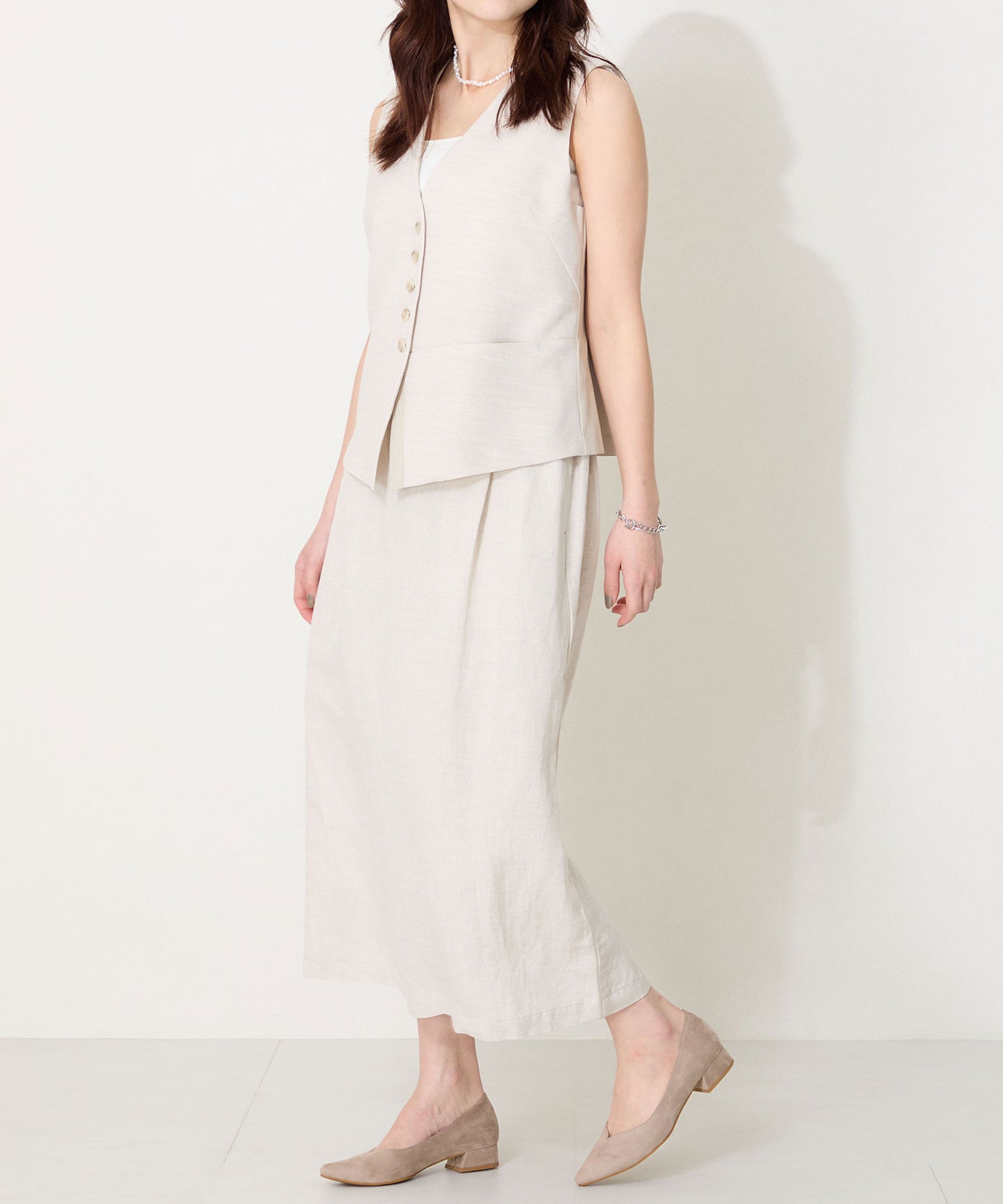 【WEB限定】スリットカットポインテッドトゥヒールパンプス/55105