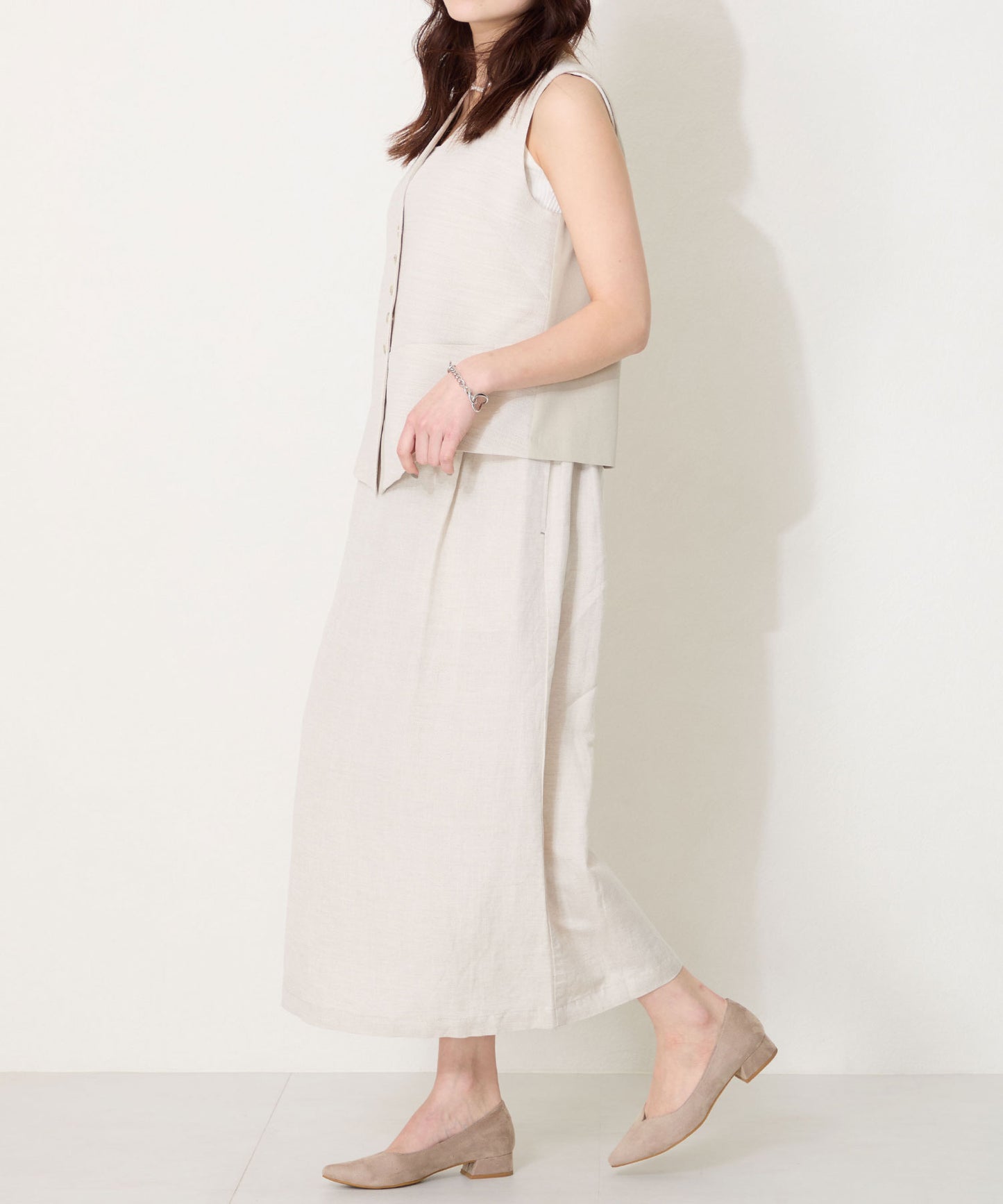 【WEB限定】スリットカットポインテッドトゥヒールパンプス/55105