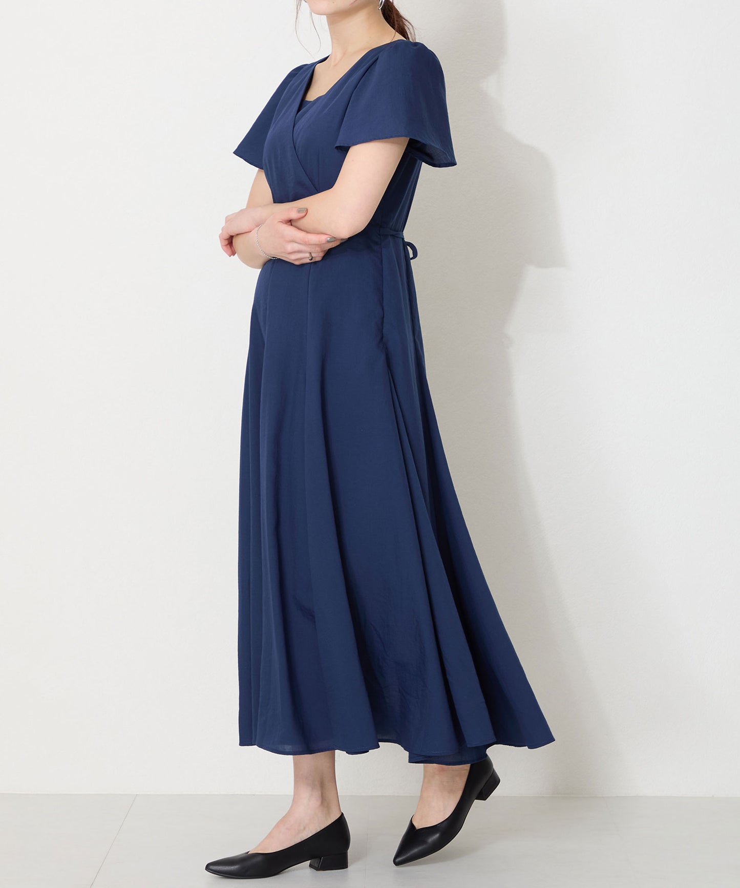 【WEB限定】スリットカットポインテッドトゥヒールパンプス/55105