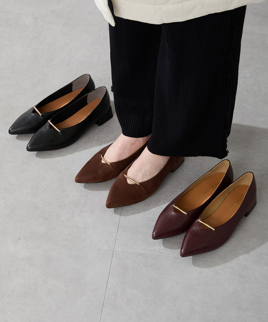 【WEB先行予約/11月中旬発売予定】ラインメタルパーツポインテッドトゥパンプス/55304