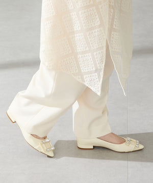 ビジューバックルフラットパンプス/56101