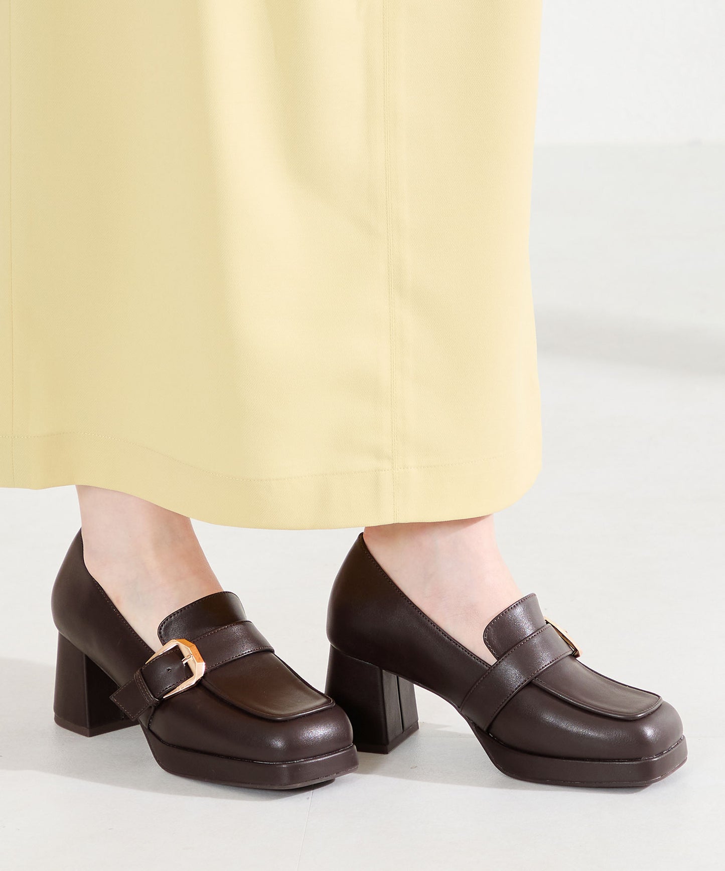 プラットフォームベルトローファー/61103