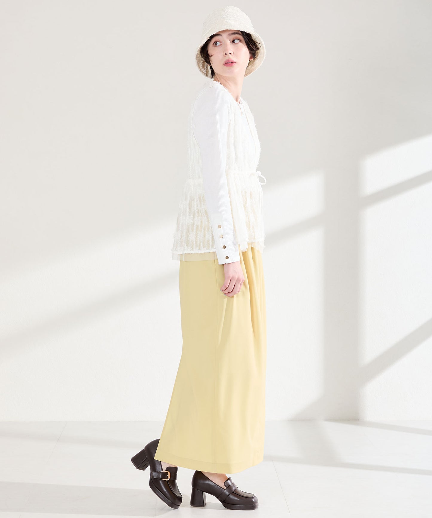 プラットフォームベルトローファー/61103