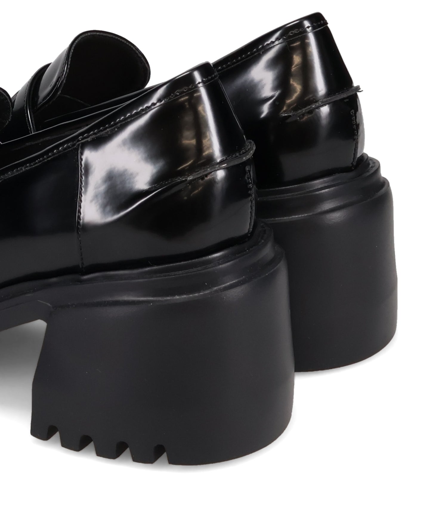 【WEB先行予約/2月中旬発売予定】厚底ヒールローファー/61106