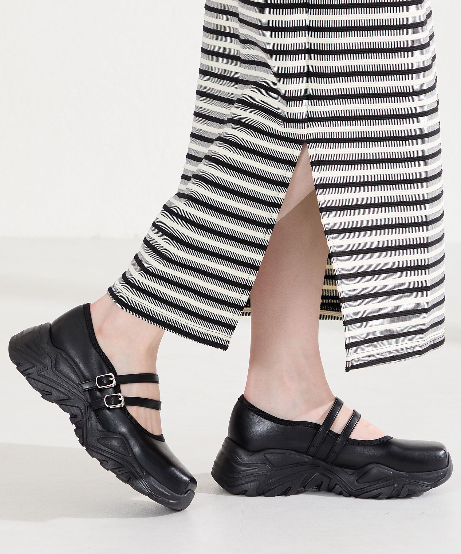 ダブルストラップスニーカーソールシューズ/61107 – ORIENTALTRAFFIC