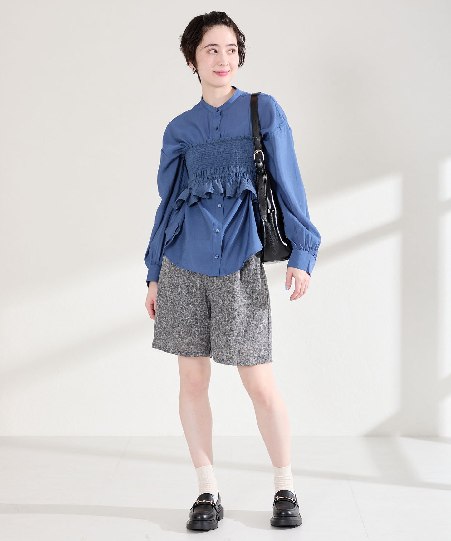 【WEB先行予約/2月中旬発売予定】ビットモチーフ厚底ローファー/61108