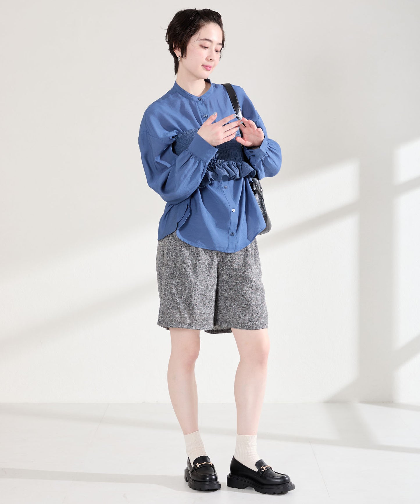 【WEB先行予約/2月中旬発売予定】ビットモチーフ厚底ローファー/61108