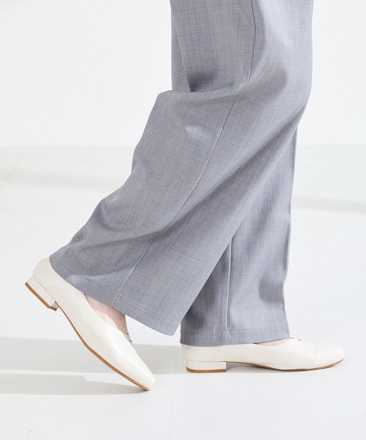 ゴールドパーツVカットバブーシュ/61112