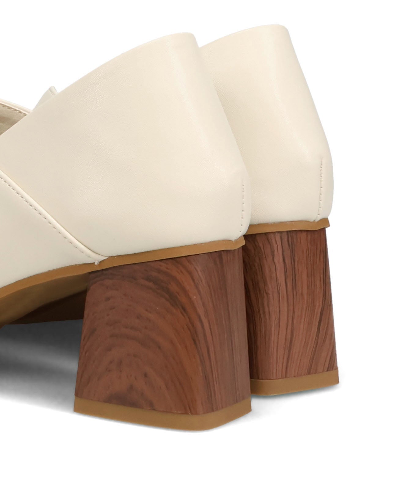 ウッドヒールベルトパンプス/61113